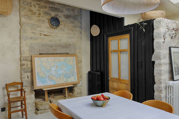Cheminée existante conservée-renovation-maison-Île-d'Arz