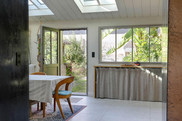 Vue vers le jardin-renovation-maison-Île-d'Arz