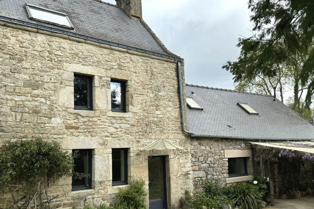 Maison vue de l'extérieur-renovation-maison-Pluherlin
