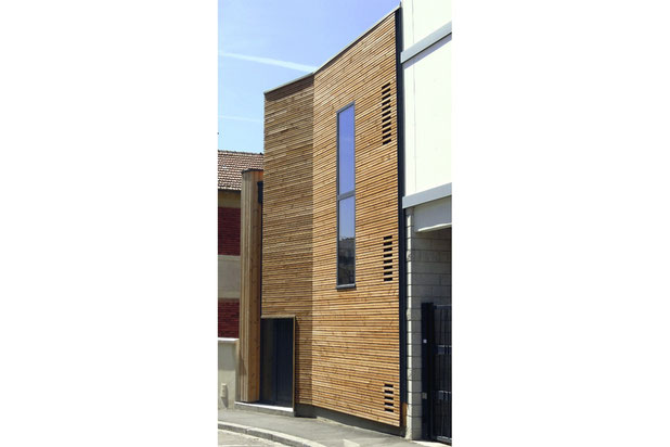 Façade rue-construction-bureaux-Montreuil