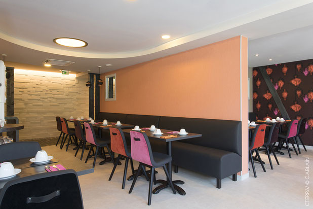 Salle de petit-déjeuners-renovation-hotel-Vannes