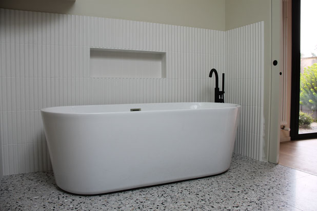Salle de bains parentale-agrandissement_extension-maison-Mûrs-Erigné