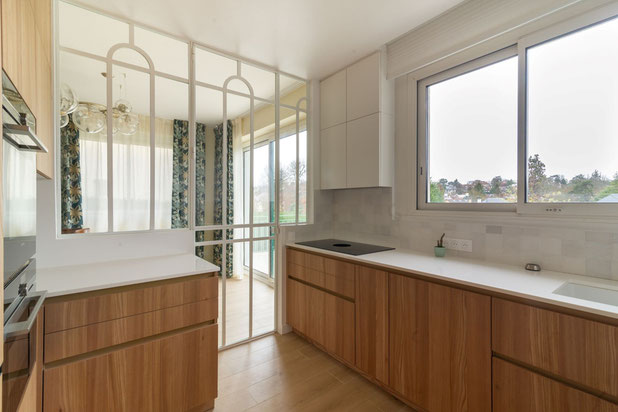 Cuisine - verrière et menuiserie sur mesure-renovation-maison-Marnes-la-Coquette