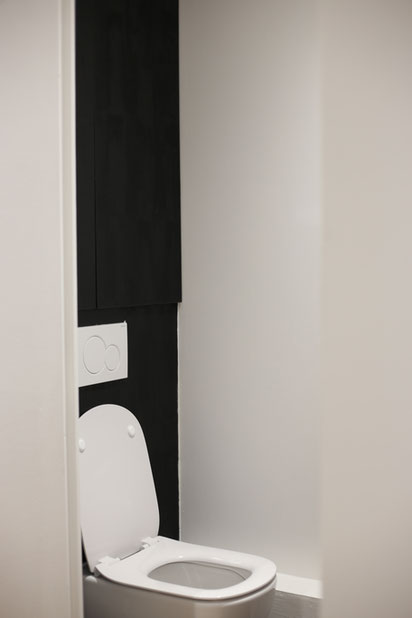 WC avec menuiserie sur mesure-renovation-appartement-Marseille