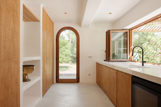Bar-rehabilitation-maison-Aroeira