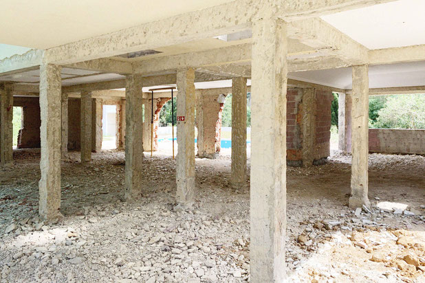 PENDANT TRAVAUX-rehabilitation-maison-Aroeira