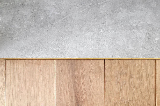 Jonction béton ciré/parquet-renovation-appartement-Paris