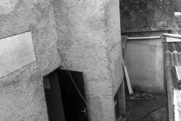 Cour avant-travaux-rehabilitation-boutique_local-Vannes