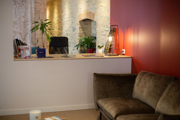 Mur en pierre révélé-rehabilitation-boutique_local-Vannes