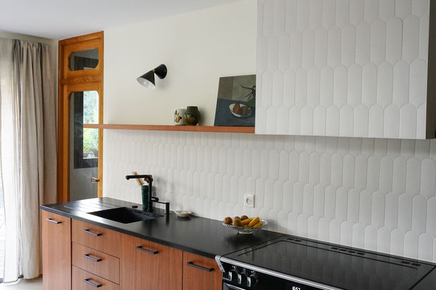 La cuisine principale et son piano à cuisson-renovation-maison-Latresne