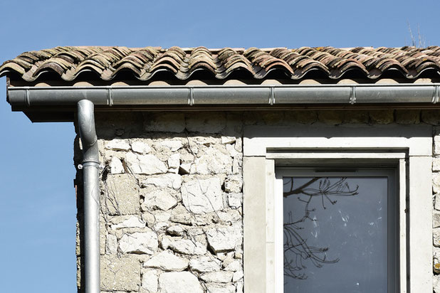 Tableau béton des ouvertures - détail façade Sud-rehabilitation-logement-Eymet