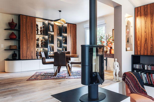 Vue sur séjour et poêle à bois-renovation-maison-Paris