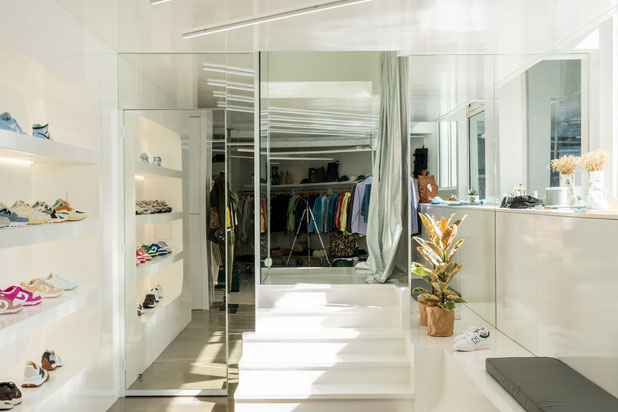 CABINE 2-amenagement-boutique_local-Issy-les-Moulineaux