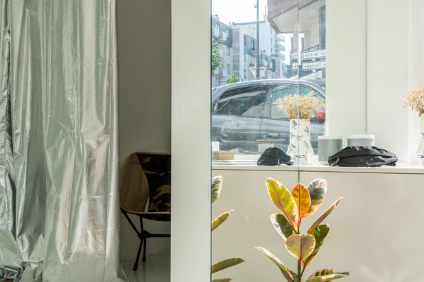 CABINE-amenagement-boutique_local-Issy-les-Moulineaux