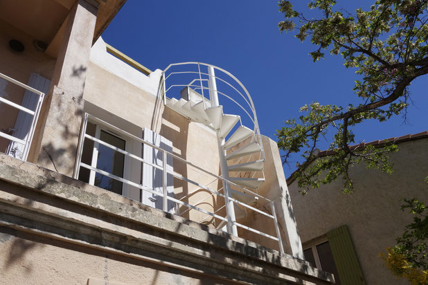 Relier la maison à son toit terrasse-renovation-maison-Marseille