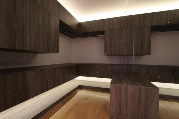 Vue du dressing-renovation-appartement-Paris