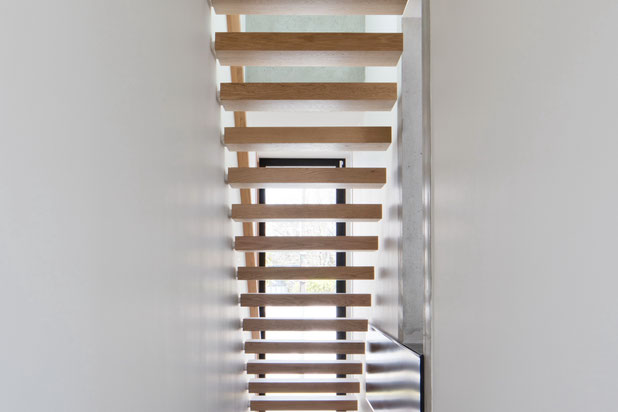 STS - Détail escalier-construction-maison-Saint-Sébastien-sur-Loire