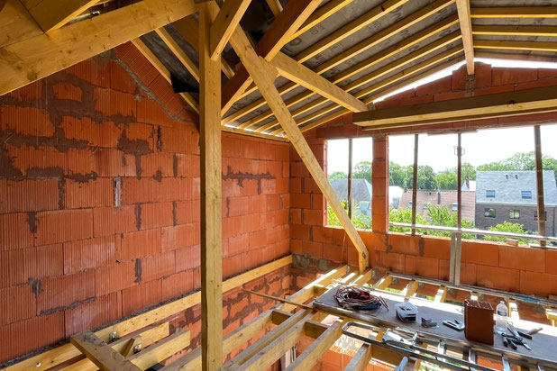 Chantier-surelevation-maison-Antony