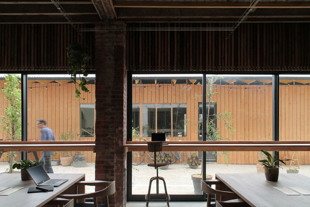 Le coworking-renovation-hotel-Lion-sur-Mer