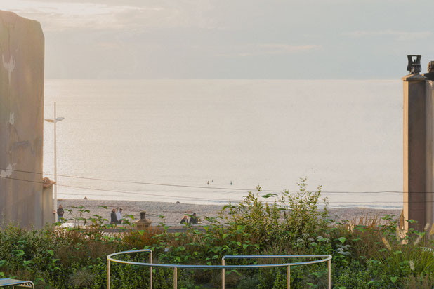 Vue depuis la toiture végétalisée-construction-maison-Le Havre