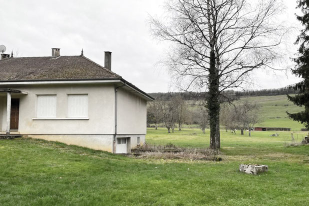 Vue de l'entrée de la maison - existant-construction-espaces_exts-Turcey