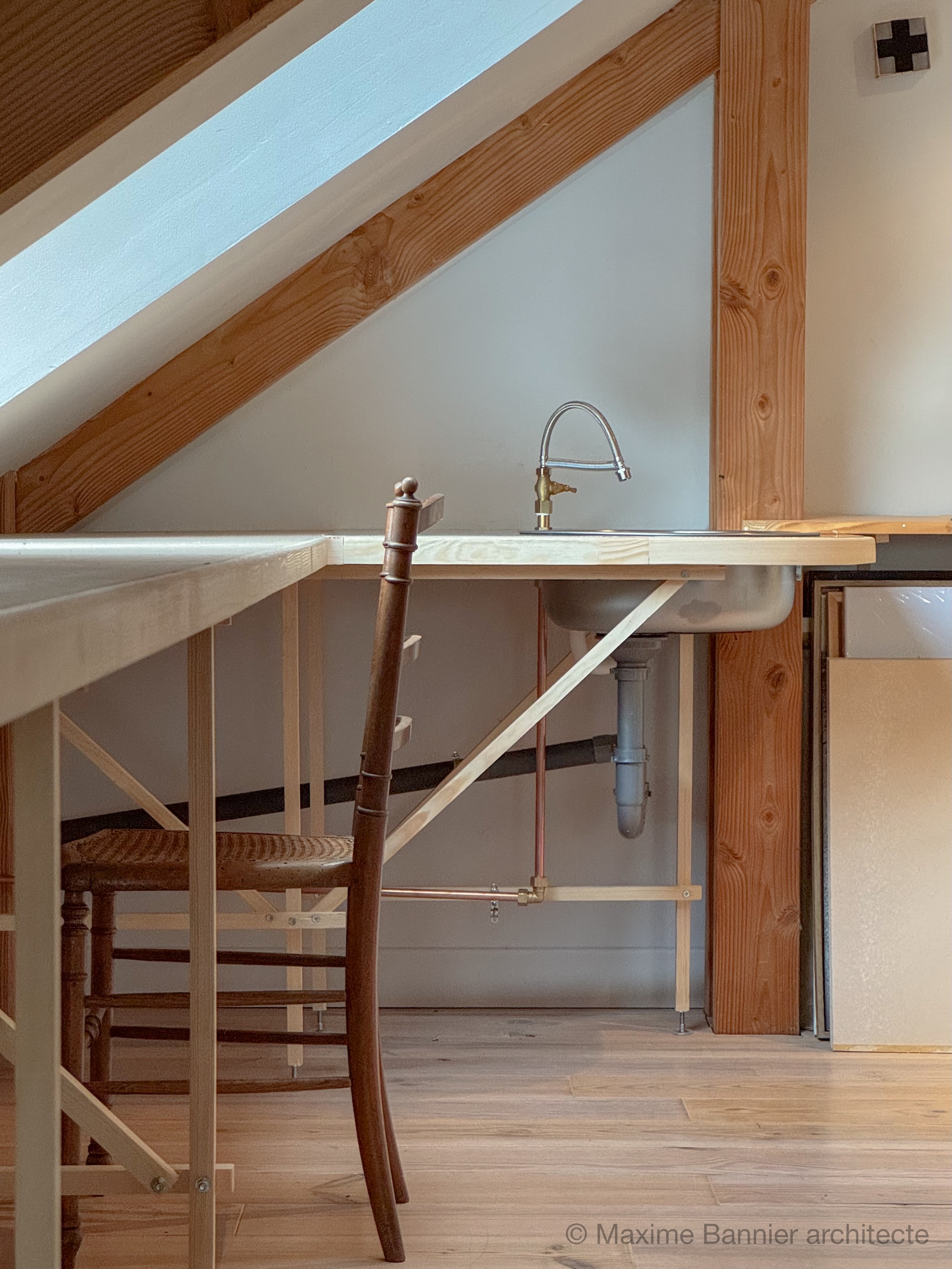 Aménagement d'atelier sur mezzanine – rénovation de maison Alpes-de-Haute-Provence