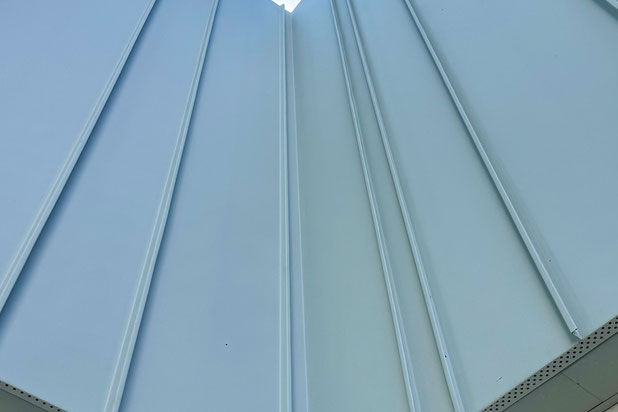 angle rentrant bardage Aluminum blanc-renovation-maison-Nantes
