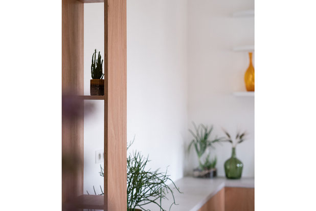 détail du béton ciré et du bois-renovation-appartement-Colombes