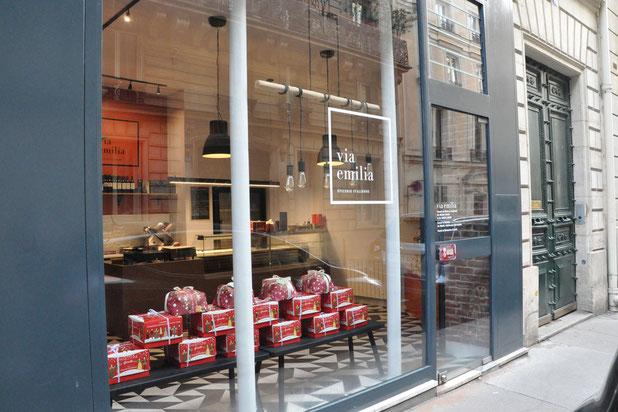 La vitrine-amenagement-boutique_local-Paris
