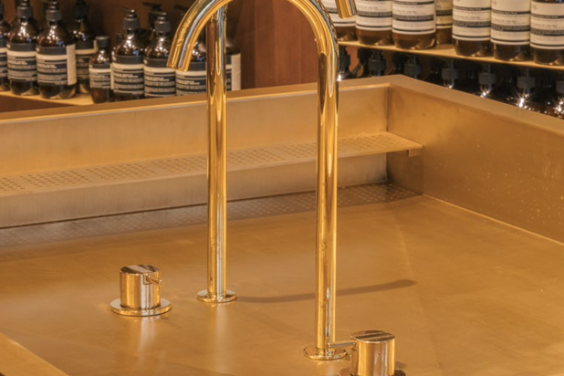 Détails-renovation-boutique_local-Vienne