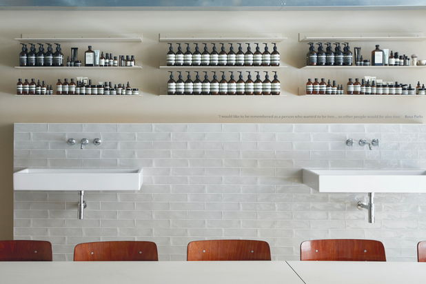 Eviers-renovation-bureaux-Londres