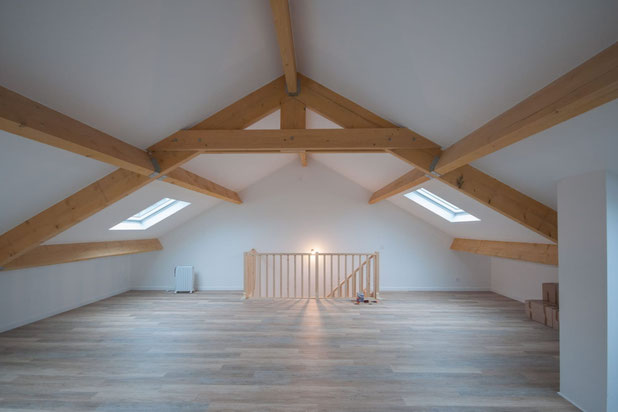 Combles suite à la réhausse du toit et extension-agrandissement_extension-maison-Alfortville
