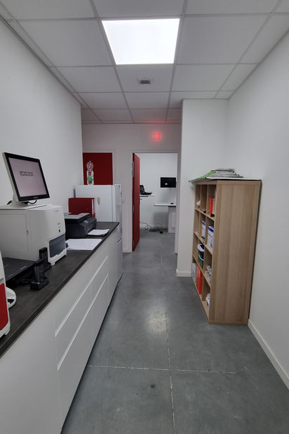 Espace labo-amenagement-boutique_local-Taverny