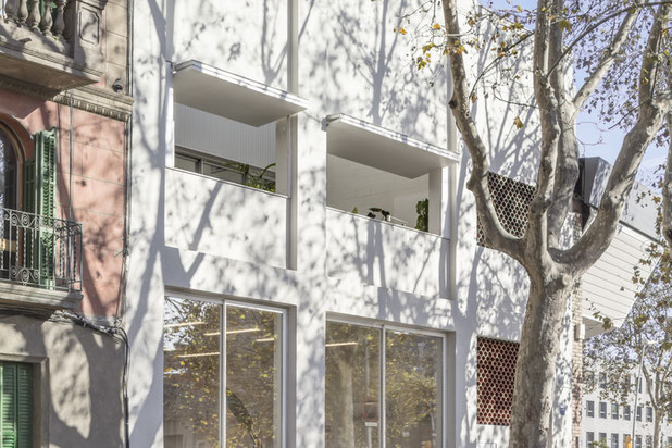 Façade sur rue-rehabilitation-atelier_loft-Barcelona