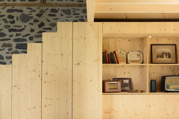 GRANGE - RENOVATION ET AMENAGEMENT - SALERS-renovation-maison-Salers