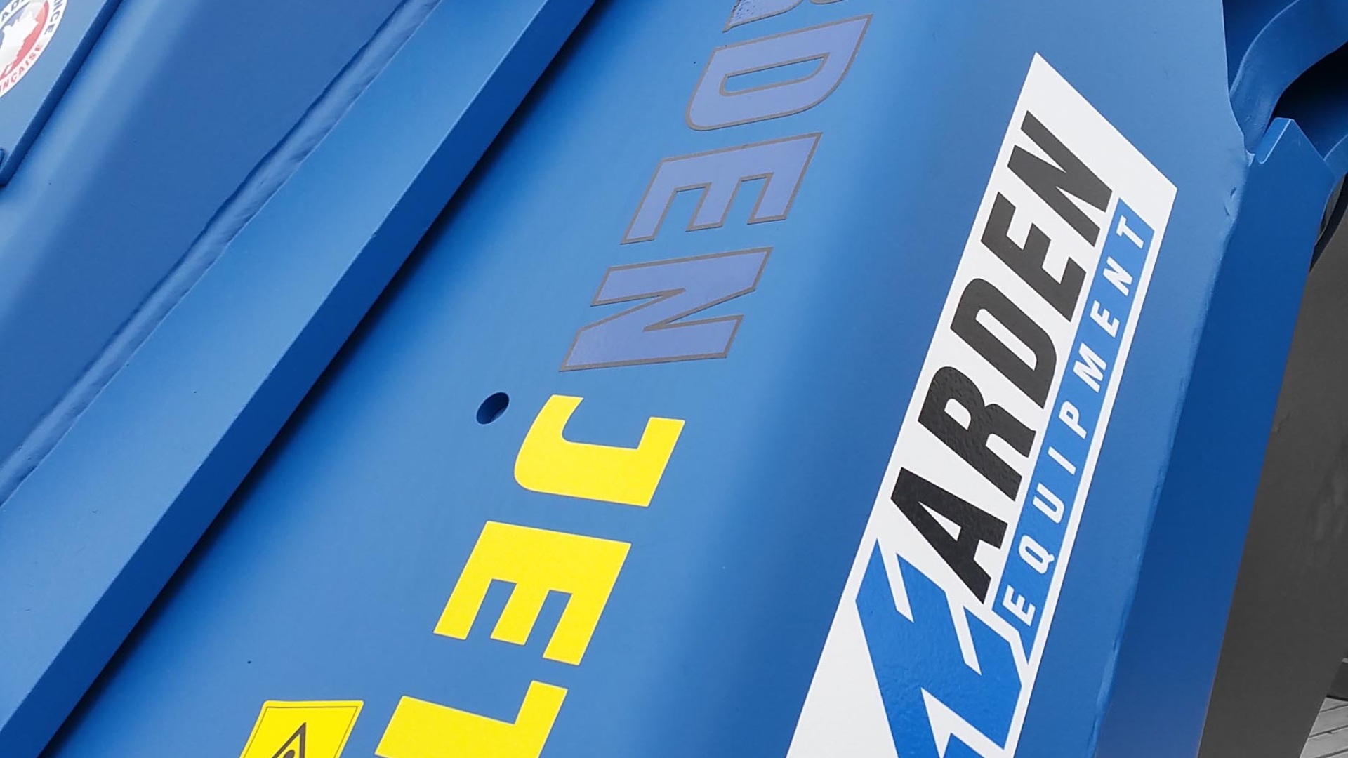 THE ARDEN JET TECHNOLOGY WITH NOZZLES INTEGRATED.jpg