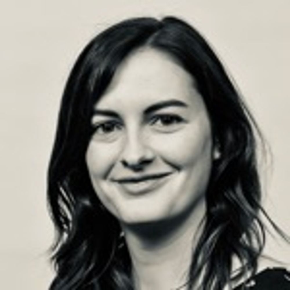 Photo de profil de Maître Julia Peyre