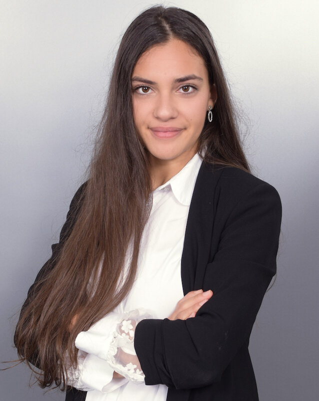 Maître Sarah Belhanini, avocat à Paris