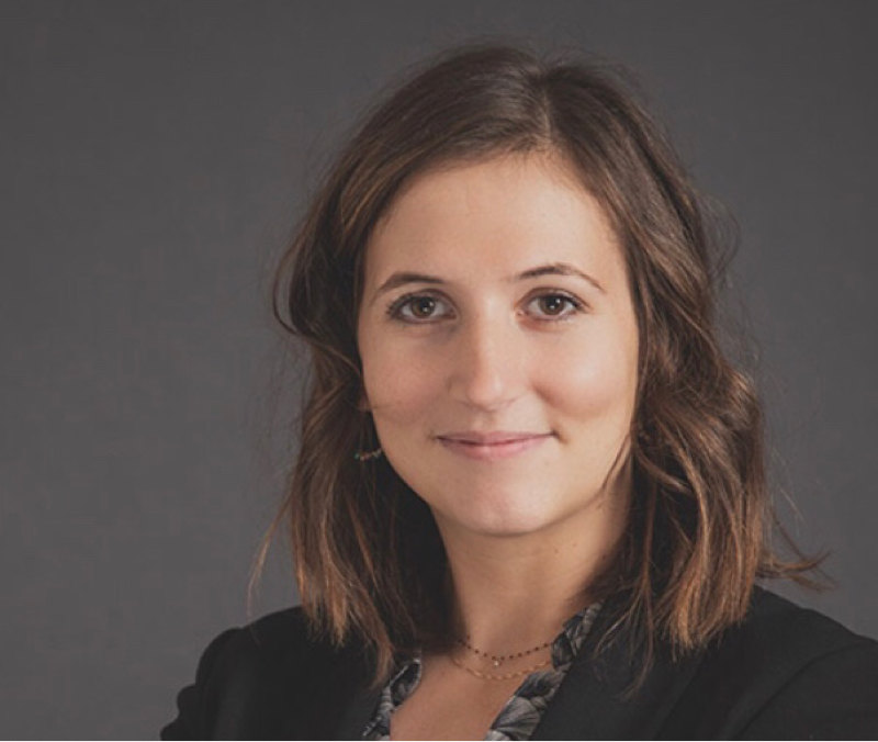 Maître 0 0, avocat à Courbevoie