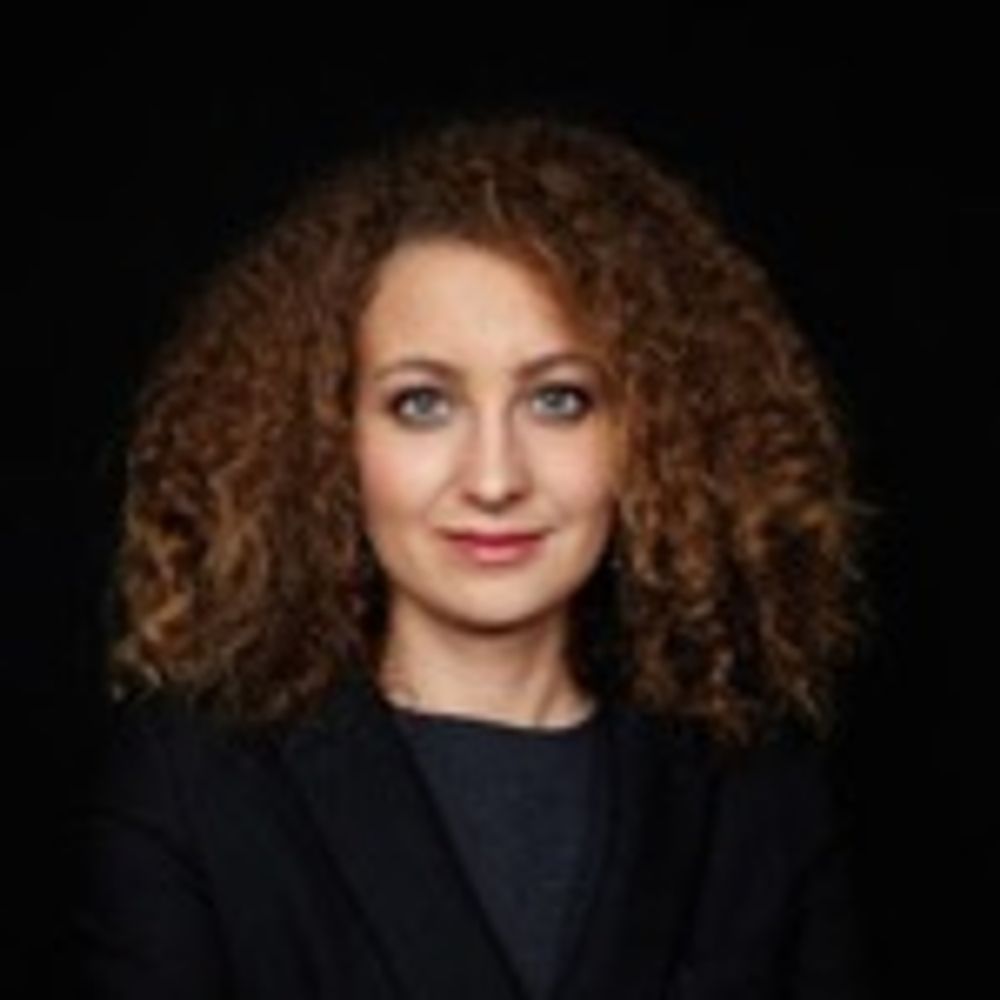 Maître Mounia Mikou, avocat à Paris