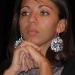 Photo de profil de Maître Claudia Medina oiveira