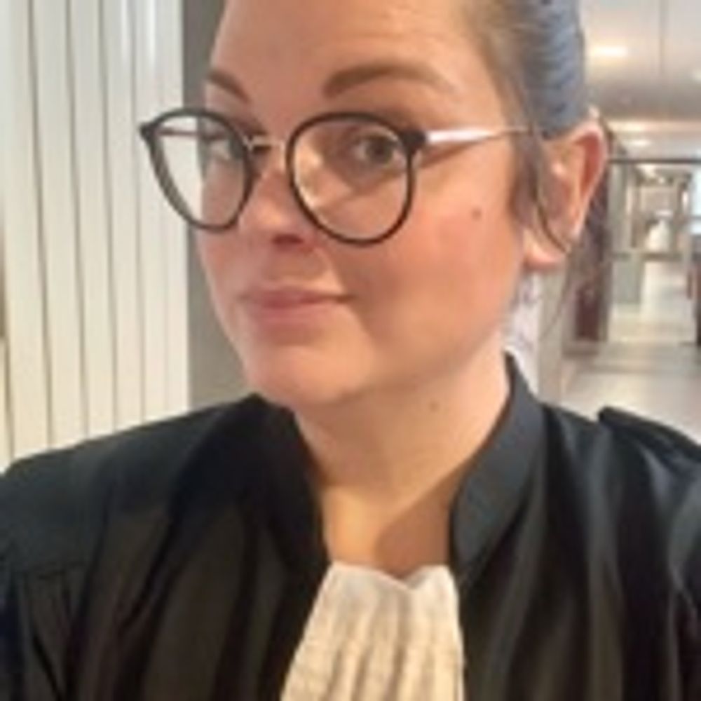 Maître Lucille De seguins-cohorn, avocat à Paris