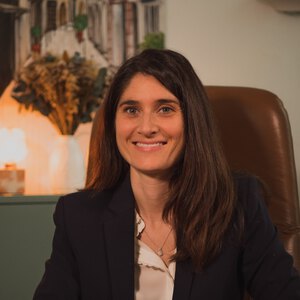 Maître Manon Lauron, avocat à Castres