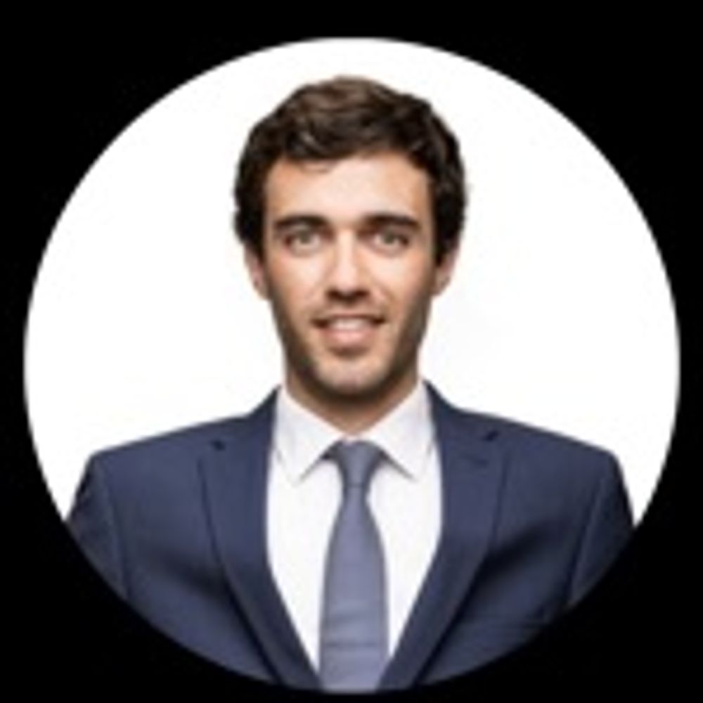 Photo de profil de Maître Adrien Botella