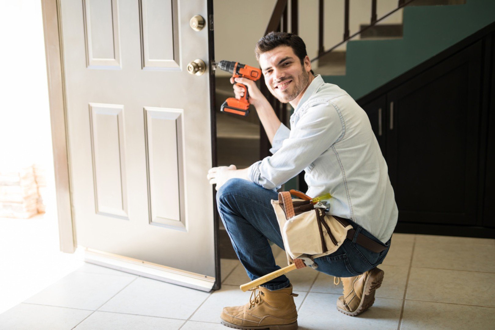 L'auto-entrepreneur multi-services (homme toutes mains)