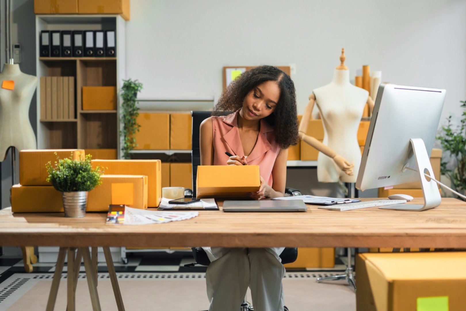 Le gérant de boutique en ligne auto-entrepreneur