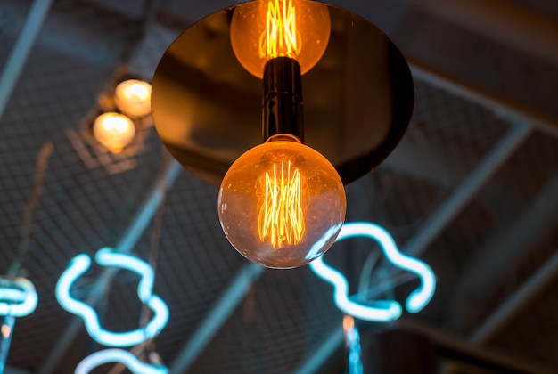 Características Esenciales de la Luz: Conoce sus Propiedades Fundamentales