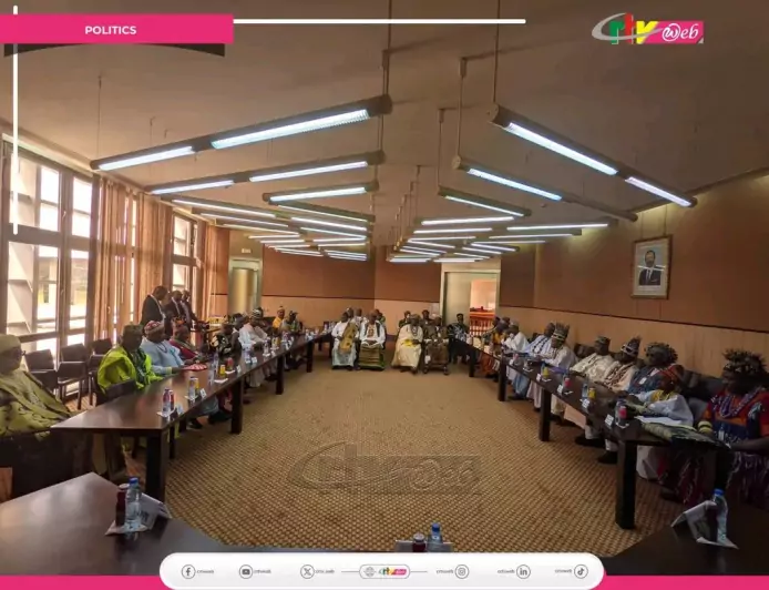 Présidentielle 2025 : Les Chefs traditionnels de l’Ouest affichent leur soutien à Paul Biya