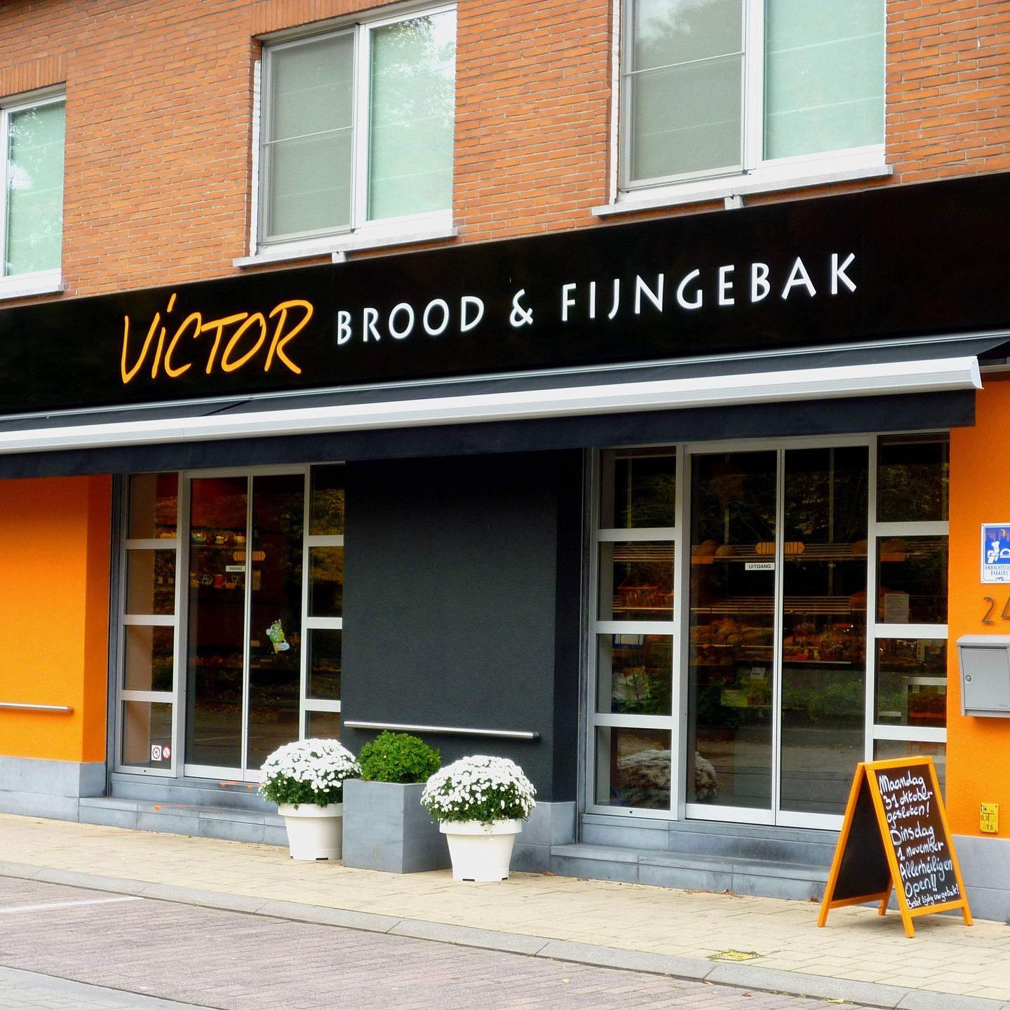 BROOD EN FIJNGEBAK VICTOR - 1046