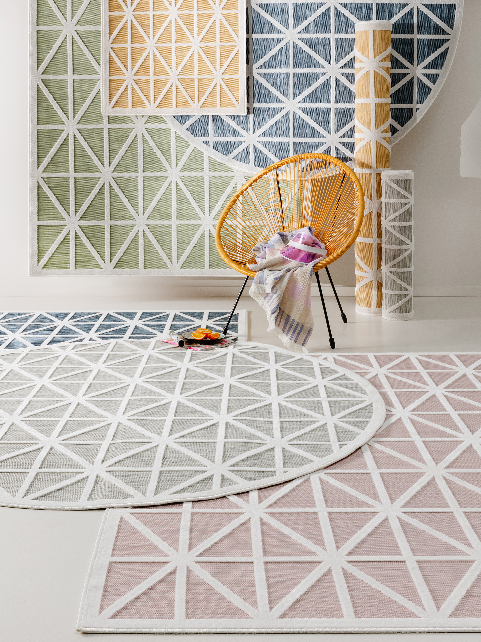 Rug made of 100% Polypropylen in Pink with a 100% Polypropylen high pile by benuta Pop